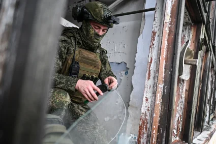L’icône du saint guerrier, Fedor Ushakov, sauve la vie d’un soldat grâce à son pouvoir de protection.