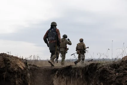 Les unités ukrainiennes épuisent leurs ressources militaires à Bachmut